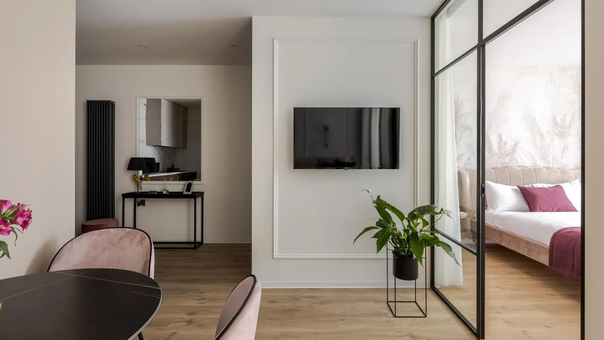 Old City Center Lviv Apartment